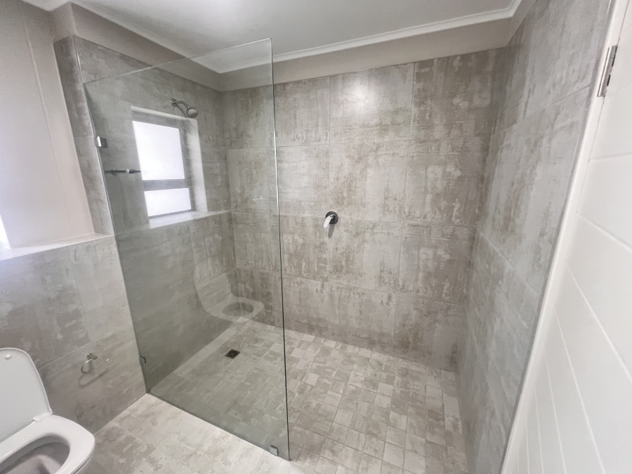 To Let 2 Bedroom Property for Rent in Cape Farms Western Cape